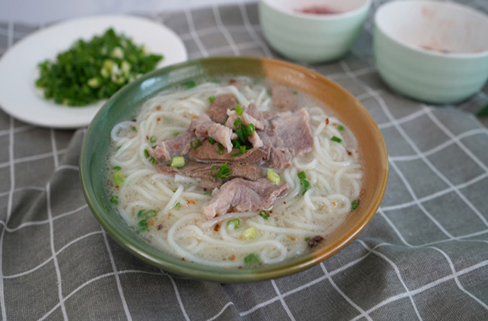 达孜原味汤粉王培训